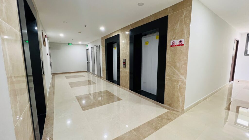 Có nên mua Căn hộ gần Thang máy hay không (2)